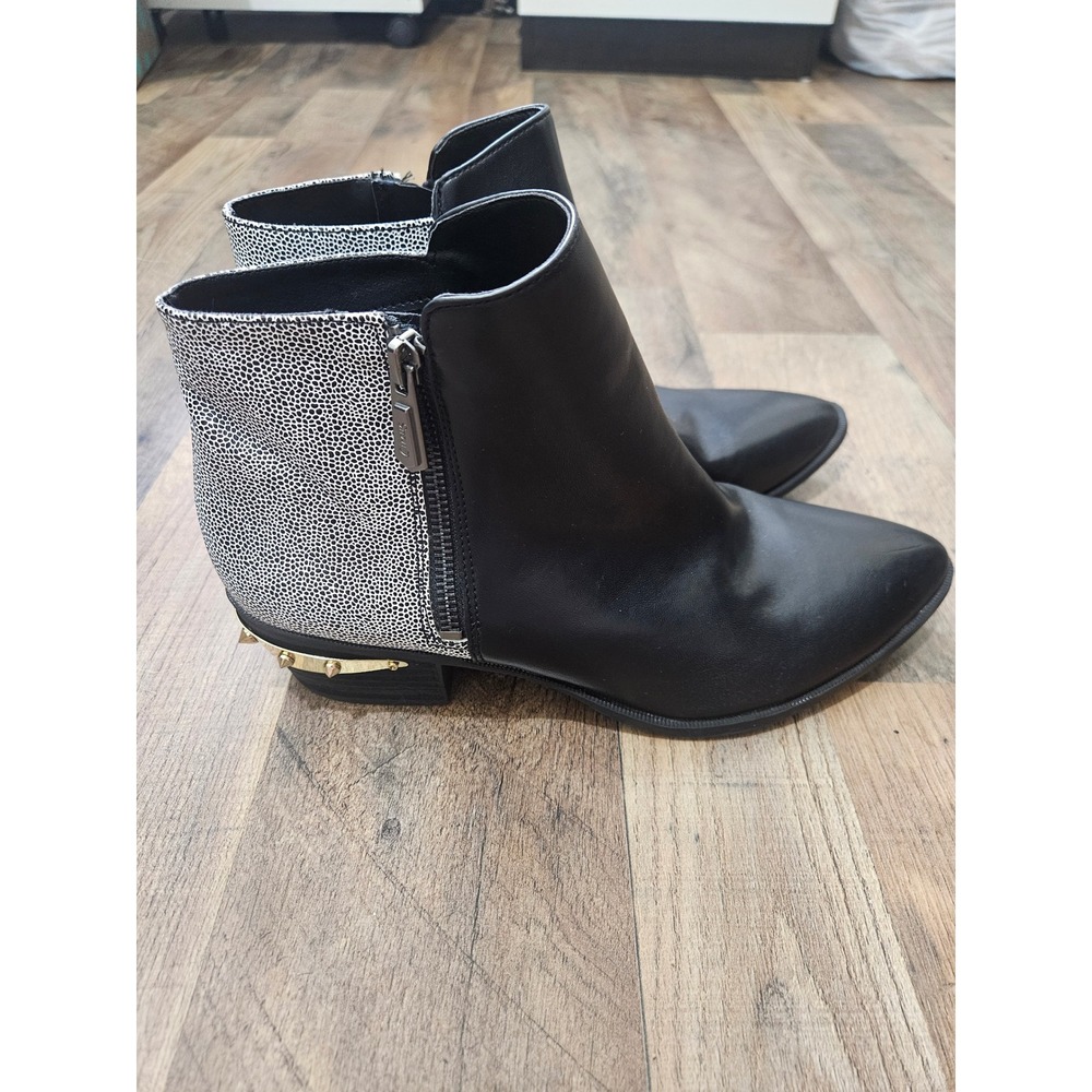 Circus by Sam Edelman Highland Black White Spotted Studded Ankle‎ Boots 10M - Picture 2 of 9